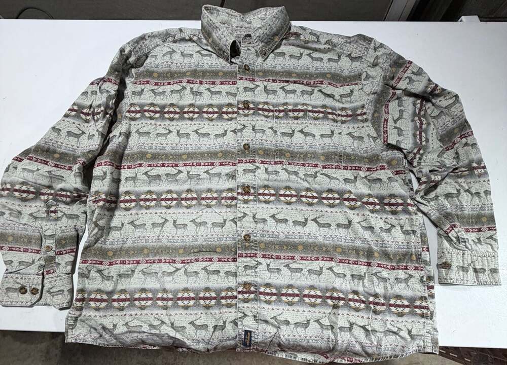 VTG Woolrich Long Sleeve Button-Up Shirt with Deer and Aztec Southwest Pattern